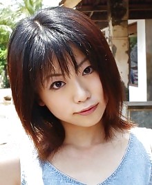 Beautiful chick likes to pose